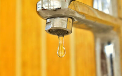 Emergency Plumber Phoenix: What to Do If You Have a Leaky Pipe