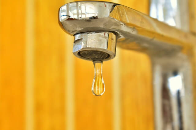 Emergency Plumber Phoenix: What to Do If You Have a Leaky Pipe